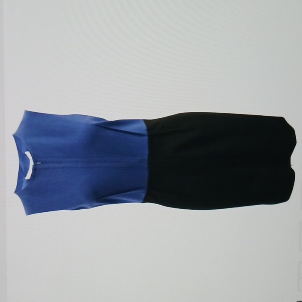 Diane Von Furstenberg Dark Blue and Black dress with zipper detsils